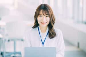 人事の副業事情！週1-3案件の探し方とスキルを活かせる求人実例を紹介